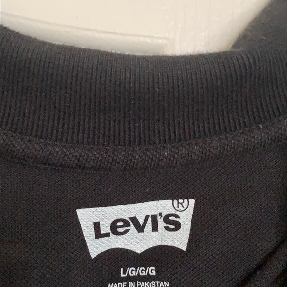 Levi’s Black Polo Shirt - Picture 2 of 4